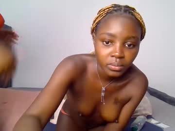 Изображение секс-шоу модели hunnytease