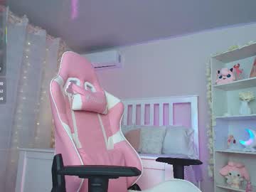 ely_cherry18's sex show image