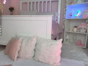 ely_cherry18's sex show image