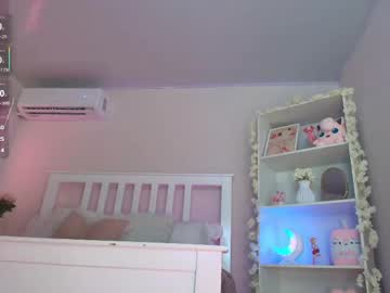 ely_cherry18's sex show image