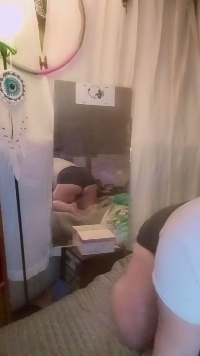 Mega_throat's sex show image