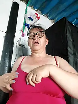 clarita_01's sex show image