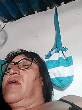 clarita_01's sex show image