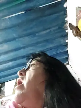 clarita_01's sex show image