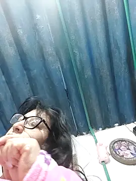 clarita_01's sex show image