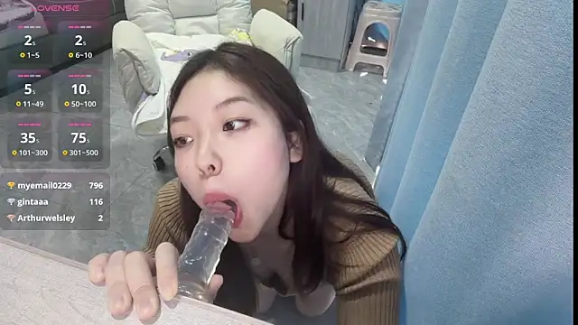 Roo_Se's sex show image