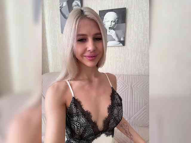 Sexshow-Bild von Baby-Mariposa