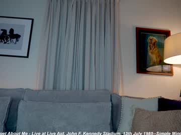 x_lily_x's sex show image