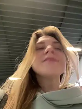 ValenciaShock's sex show image