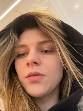 ValenciaShock's sex show image