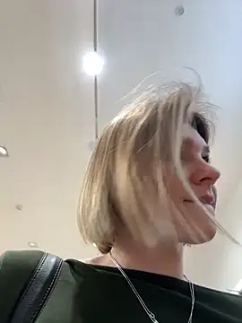 ValenciaShock's sex show image