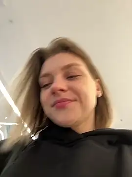 ValenciaShock's sex show image