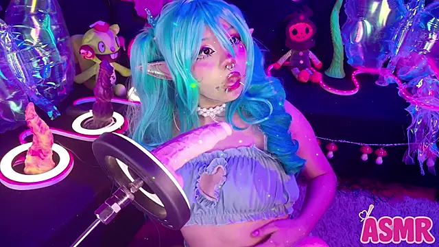 Изображение секс-шоу модели LaytonBox Изображение секс-шоу модели LaytonBox