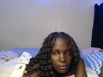 essy_hero's sex show image