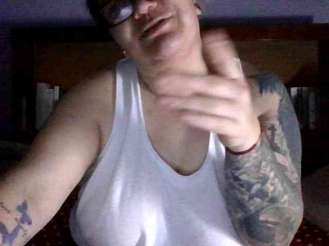 sweetmommy's sex show image