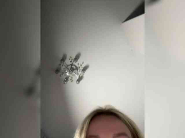 Изображение секс-шоу модели x-NaStyA-x Изображение секс-шоу модели x-NaStyA-x