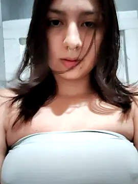 Maiden-Hot's sex show image