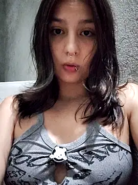 Maiden-Hot's sex show image