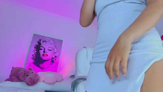 Изображение секс-шоу модели EmmaRose___