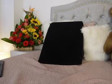 larabaker's sex show image