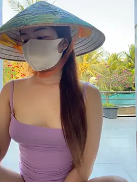 Изображение секс-шоу модели Larissa-Closet