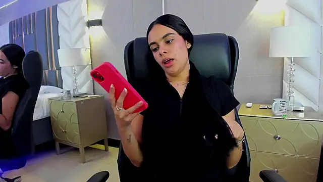 Изображение секс-шоу модели ChloeHarper_