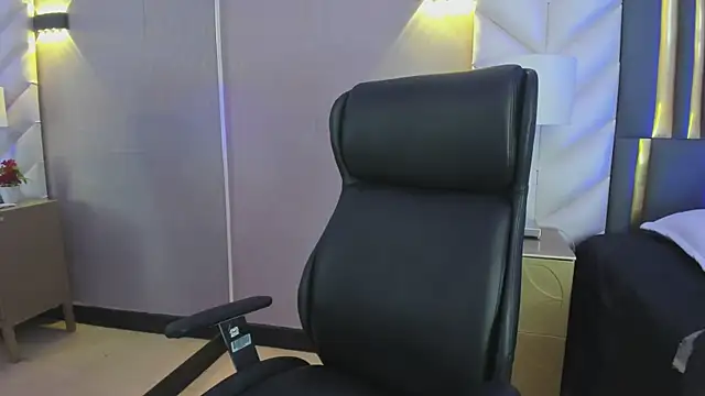 ChloeHarper_'s sex show image