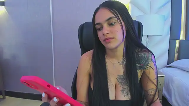 Изображение секс-шоу модели ChloeHarper_