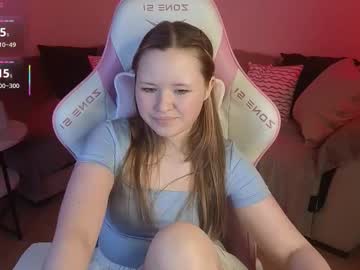 milkyshowproject's sex show image