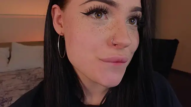 LisaaLiss's sex show image