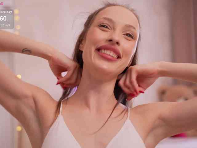 MilaLuxury's sex show image MilaLuxury's sex show image