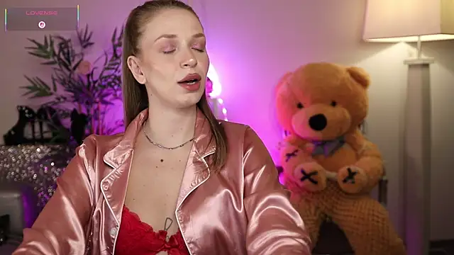 NovaHollisx's sex show image