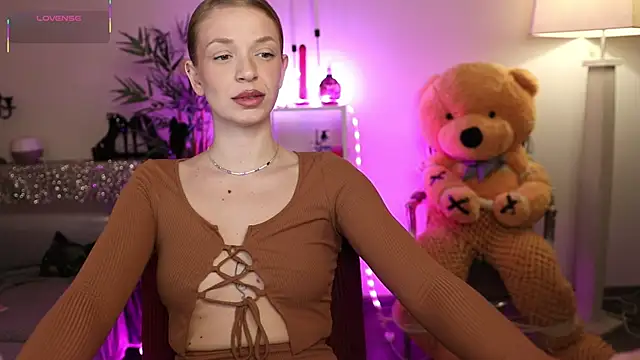 NovaHollisx's sex show image