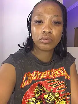 Изображение секс-шоу модели Doja_Peach Изображение секс-шоу модели Doja_Peach