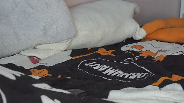 norakisses's sex show image