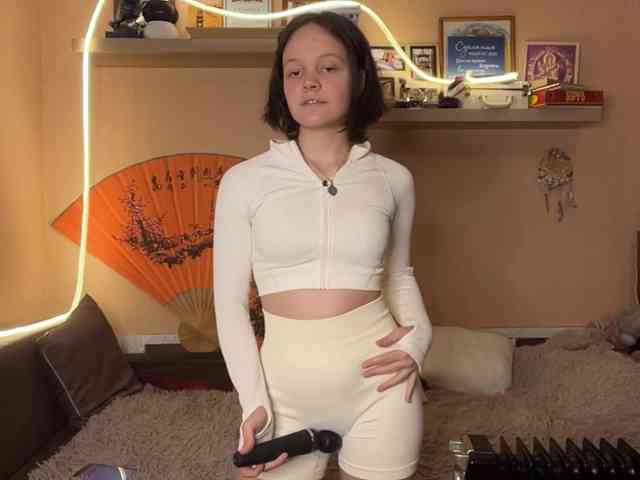 hermina-iloveyou's sex show image