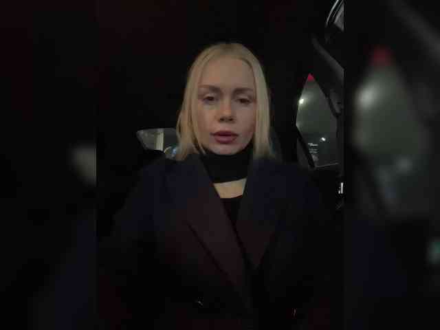 Sexshow-Bild von -SexyMilf-