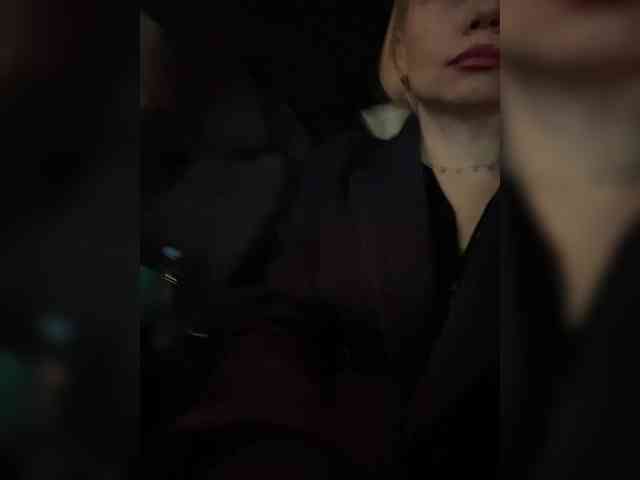 Sexshow-Bild von -SexyMilf-