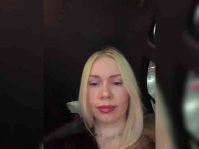 Sexshow-Bild von -SexyMilf-