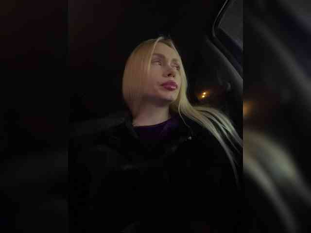 Sexshow-Bild von -SexyMilf-