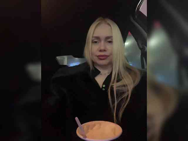 Sexshow-Bild von -SexyMilf- Sexshow-Bild von -SexyMilf-