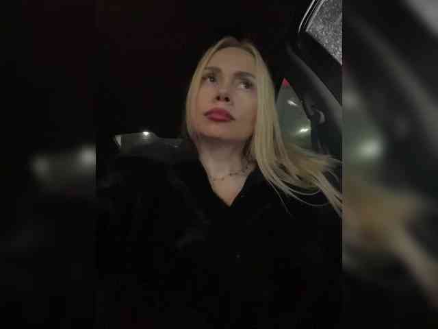 Sexshow-Bild von -SexyMilf-