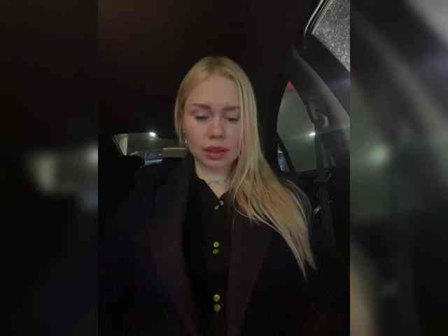 Sexshow-Bild von -SexyMilf-