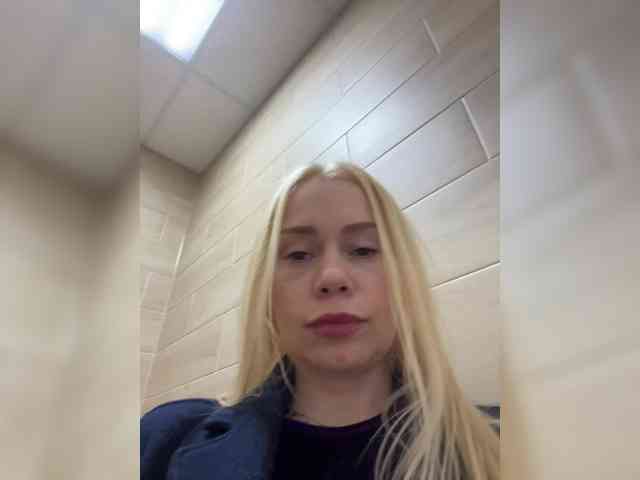 -SexyMilf-'s sex show image