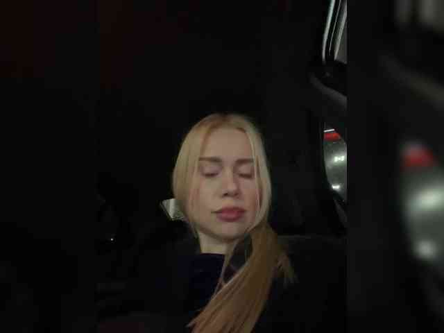 -SexyMilf-'s sex show image