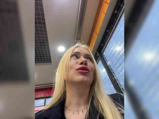 -SexyMilf-'s sex show image