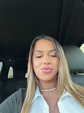 KirstieVegas's sex show image