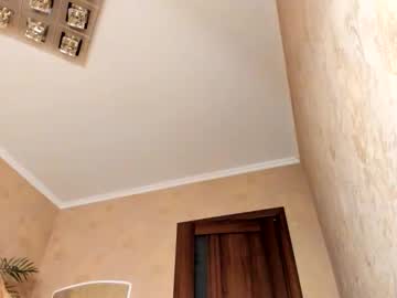 mela911carrera's sex show image