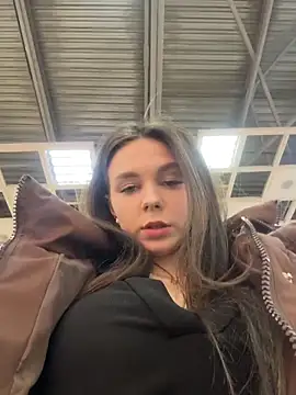 Ttixmila's sex show image