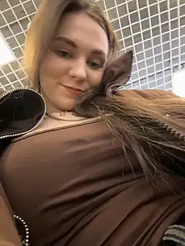 Ttixmila's sex show image